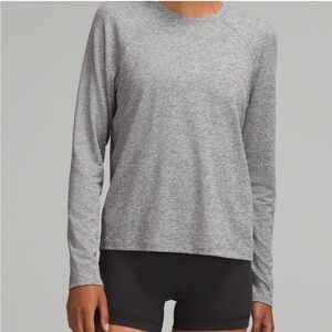 NWT Lululemon License to Train long sleeve shirt
